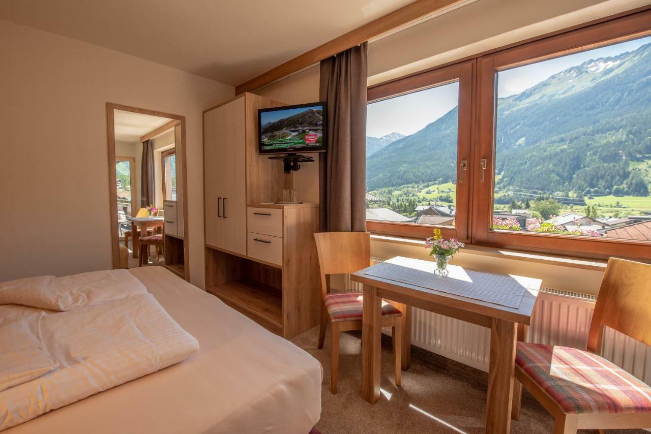 Hoelzl Bed & Breakfast Neukirchen am Großvenediger Exterior foto